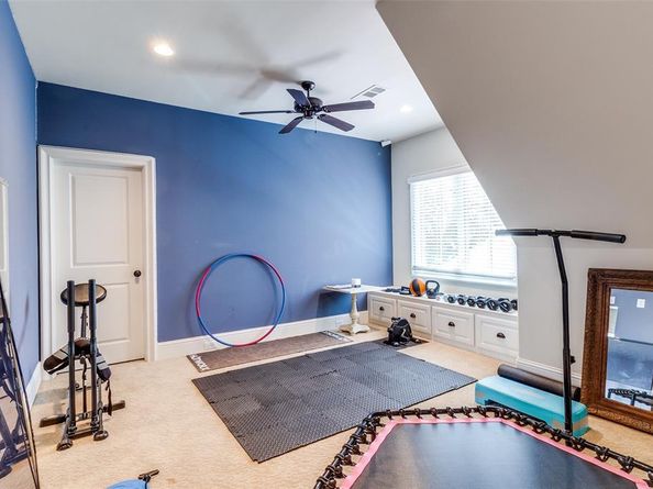 7419  Robin Road , Dallas Texas 75209