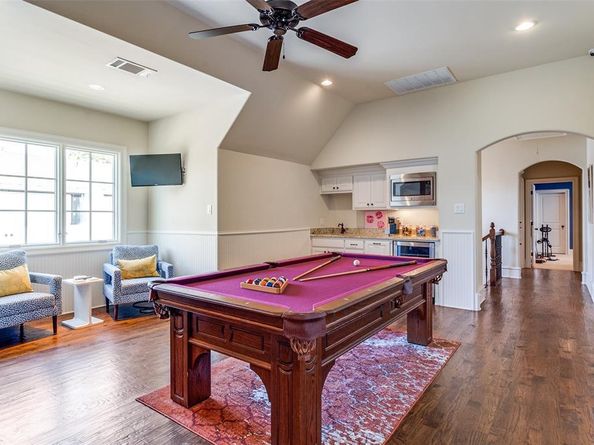 7419  Robin Road , Dallas Texas 75209