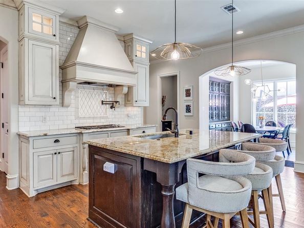 7419  Robin Road , Dallas Texas 75209