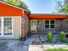 2728  Foxcroft Circle , Denton Texas 76209