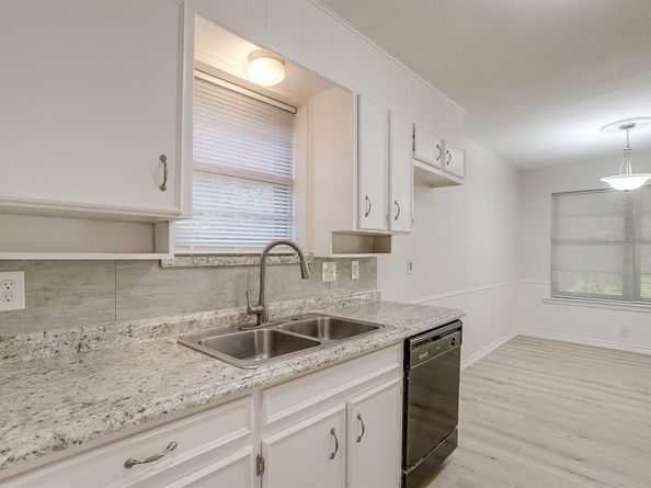 2728  Foxcroft Circle , Denton Texas 76209