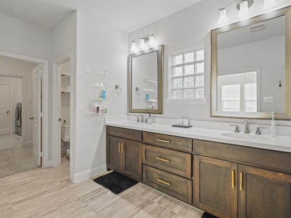 6744  Verandah Way , Irving Texas 75039