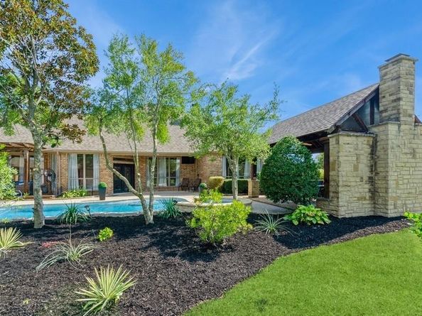 819  Equestrian Drive , Rockwall Texas 75032