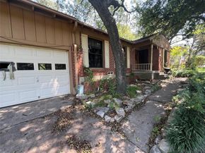 720 NW 6th Street , Grand Prairie Texas 75050