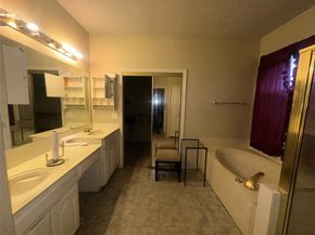 Undisclosed Address #21049551, Arlington Texas 76017