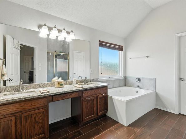 8521  Rock Creek Drive , Fort Worth Texas 76123