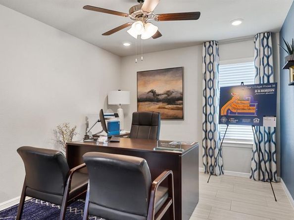 1749  GILLENS Avenue , Fort Worth Texas 76140