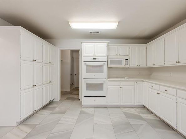 1029  Heath Circle , Cedar Hill Texas 75104