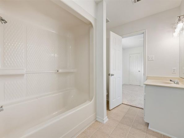 1029  Heath Circle , Cedar Hill Texas 75104