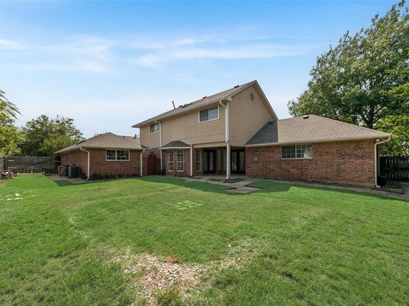 1029  Heath Circle , Cedar Hill Texas 75104