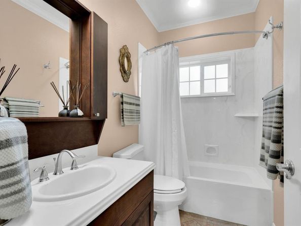 2724  Prairie Acres Cove , Cedar Hill Texas 75104