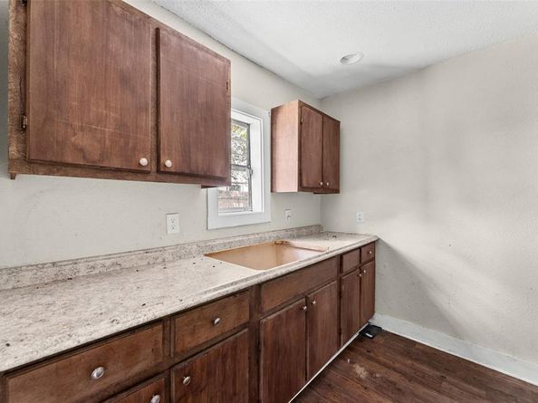 3716  Dildock Street , Dallas Texas 75215