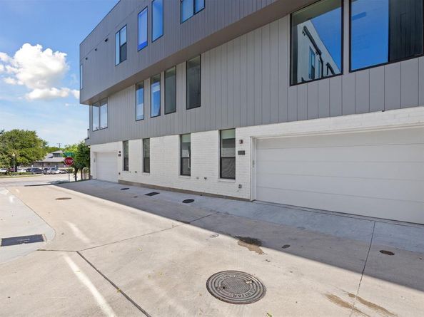 345  Mathey Court , Dallas Texas 75208