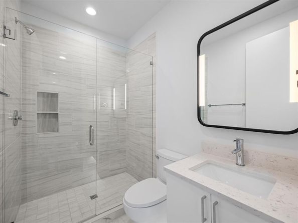 345  Mathey Court , Dallas Texas 75208