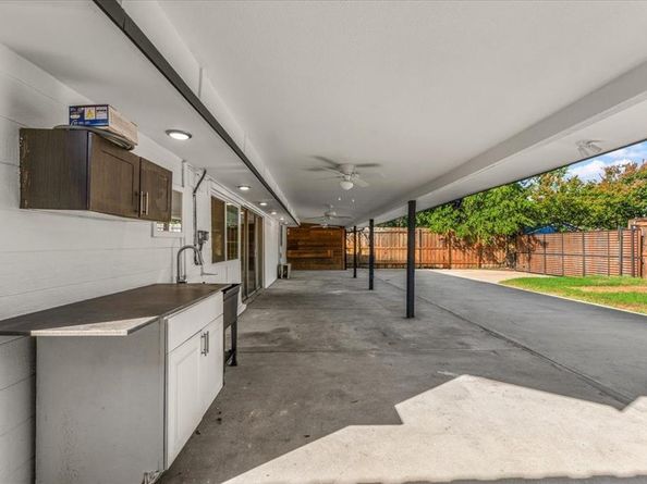 613  Oxford Park , Garland Texas 75043
