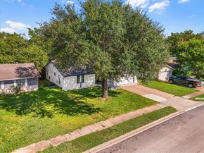 613  Oxford Park , Garland Texas 75043