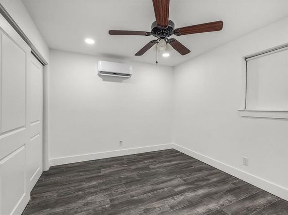 613  Oxford Park , Garland Texas 75043