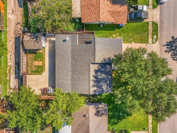 613  Oxford Park , Garland Texas 75043