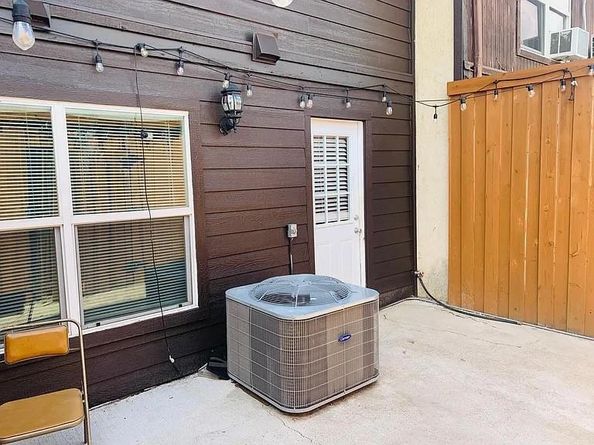 240  Rolling Hills Place , Lancaster Texas 75146