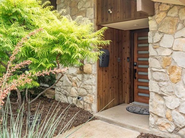 3736  Pageant Place , Dallas Texas 75244