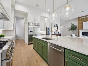 3845  Van Ness Lane , Dallas Texas 75220