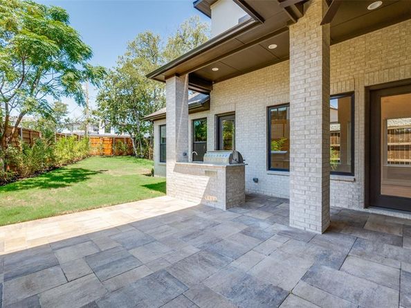 3845  Van Ness Lane , Dallas Texas 75220