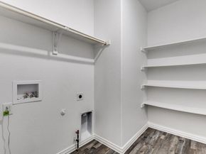 1449  Owega Avenue , Dallas Texas 75216