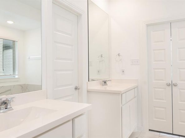 12449  Iveson Drive , Fort Worth Texas 76052