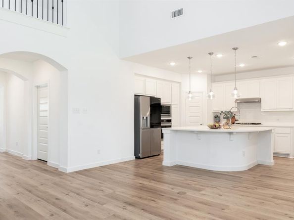 12449  Iveson Drive , Fort Worth Texas 76052