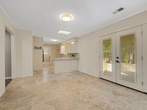 1211  Kendolph Drive , Denton Texas 76205