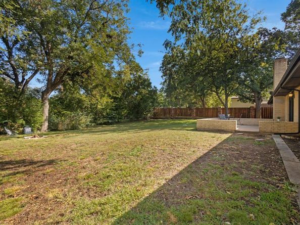 1211  Kendolph Drive , Denton Texas 76205