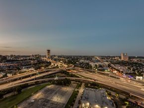 1717  Arts Plaza  1804, Dallas Texas 75201