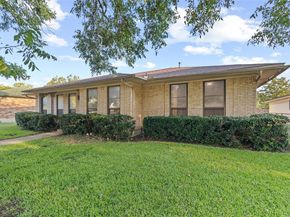 5823  Marview Lane , Dallas Texas 75227