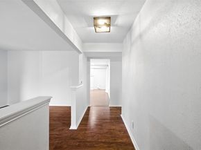 5823  Marview Lane , Dallas Texas 75227