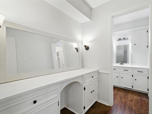 5823  Marview Lane , Dallas Texas 75227