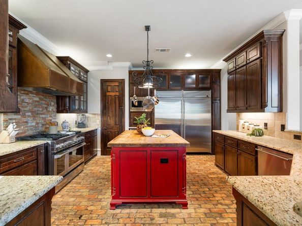 3305  Timber Glen Lane , McKinney Texas 75072