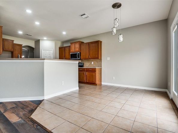 1711  Chadwick Drive , Cedar Hill Texas 75104