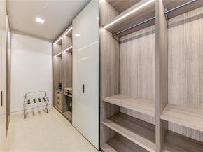 1918  Olive Street  3302, Dallas Texas 75201