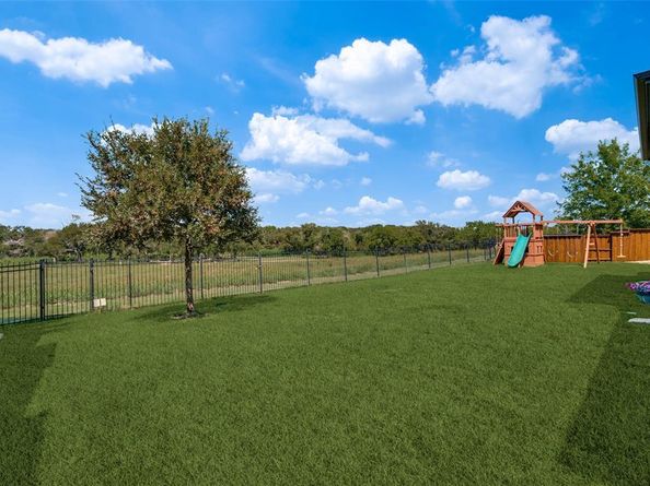 4540  Honeyvine Lane , Prosper Texas 75078