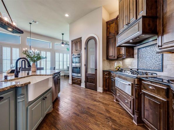 4540  Honeyvine Lane , Prosper Texas 75078