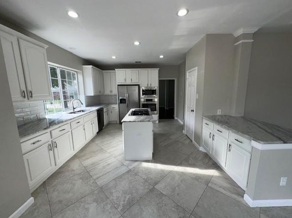 909  Rolling Ridge Drive , Keller Texas 76248