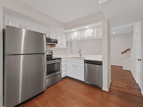 7640 W Greenway Boulevard  6F, Dallas Texas 75209