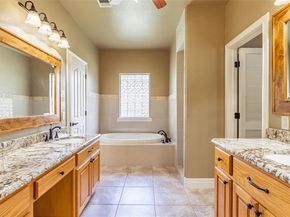136  Oakwood Court , Lakeside Texas 76135