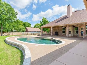 136  Oakwood Court , Lakeside Texas 76135