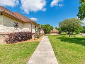 136  Oakwood Court , Lakeside Texas 76135