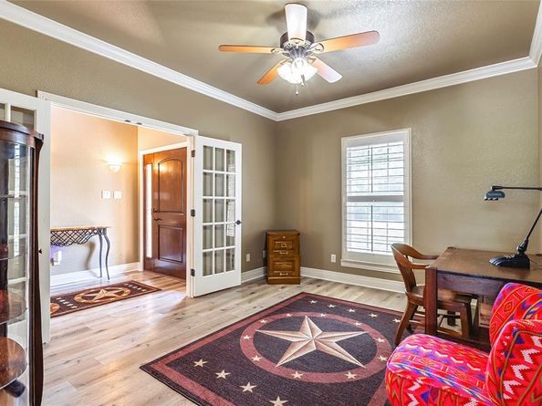 136  Oakwood Court , Lakeside Texas 76135