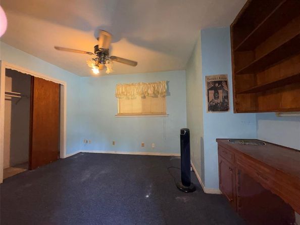 932  Ray Andra Drive , DeSoto Texas 75115