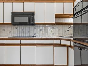 18040  Midway Road  195, Dallas Texas 75287