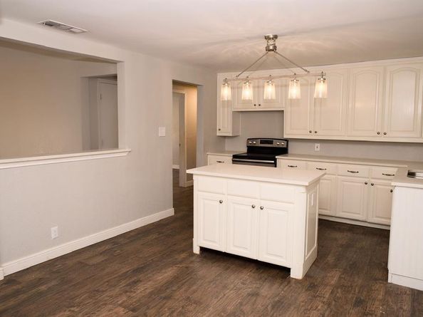 8437  Redonda Street , White Settlement Texas 76108