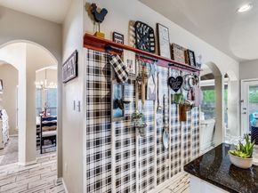 6811  Shore Breeze Court , Arlington Texas 76016